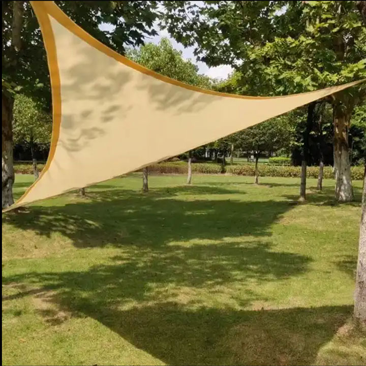 Kolmion muotoinen HDpe aurinkovarjostin Net Shade Sail